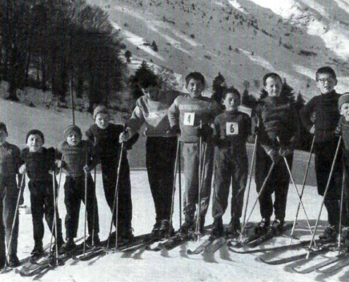 giovani-sciatori-in-pontogna
